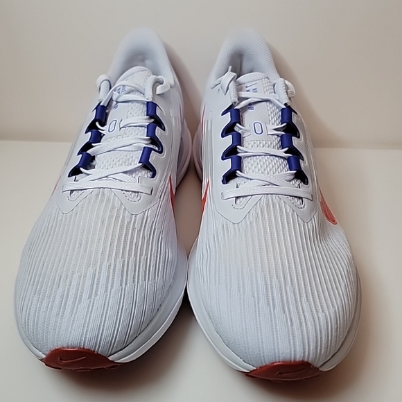 Nike Air Winflo 9 Football Grey/Bright Crimson DD6203 006 - Picture 2 of 10